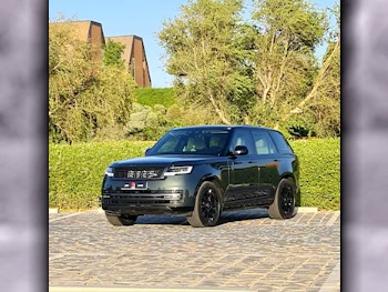 لاند روفر  رنج روفر  فوج اتش اس اي  2025  اوتوماتيك  3,400 كم  6 سلندر  دفع رباعي  اس يو في  أخضر  تحت الضمان