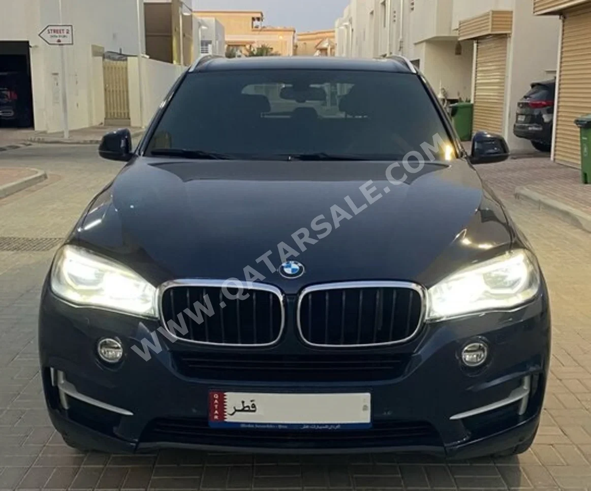 بي ام دبليو  الفئة - اكس  اكس 5  2016  اوتوماتيك  92,000 كم  6 سلندر  دفع رباعي  اس يو في  ازرق