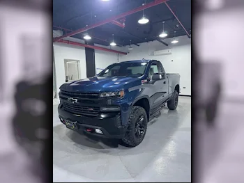 شفروليه  سلفرادو  ال تي تريل بوس زد 71  2021  اوتوماتيك  96,000 كم  8 سلندر  دفع رباعي  بيكب  أزرق غامق