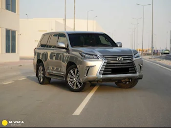 لكزس  ال اكس  570  2016  اوتوماتيك  81,000 كم  8 سلندر  دفع رباعي  اس يو في  سونيك تايتينيم