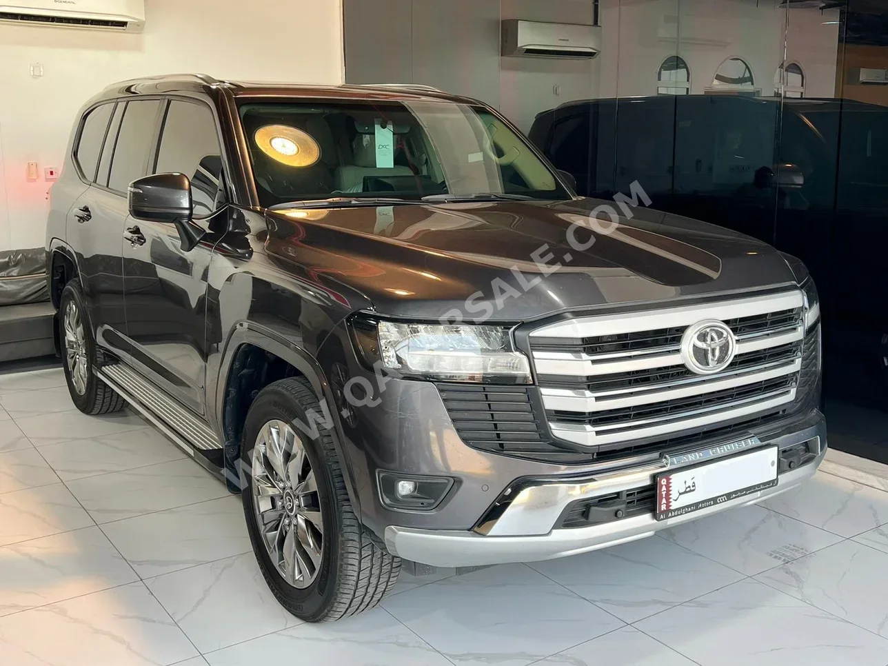 تويوتا  لاند كروزر  جي اكس ار توين توربو  2024  اوتوماتيك  26,000 كم  6 سلندر  دفع رباعي  اس يو في  رمادي  تحت الضمان