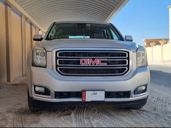 GMC  Yukon  SLT  2015  Automatic  280,000 Km  8 Cylinder  Four Wheel Drive (4WD)  SUV  Silver