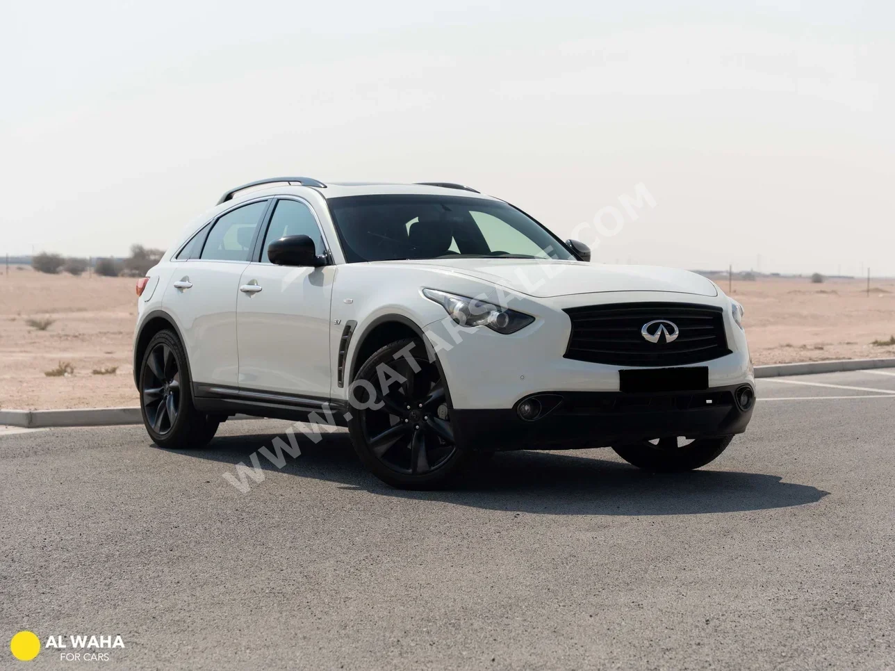 Infiniti  QX  70S  2015  Automatic  155,000 Km  6 Cylinder  Four Wheel Drive (4WD)  SUV  White