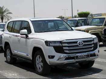 تويوتا  لاند كروزر  جي اكس ار  2025  اوتوماتيك  0 كم  6 سلندر  دفع رباعي  اس يو في  أبيض  تحت الضمان