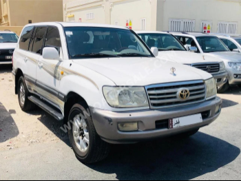 Toyota  Land Cruiser  GXR  2003  Automatic  469,000 Km  8 Cylinder  Four Wheel Drive (4WD)  SUV  White