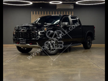 Chevrolet  Silverado  ZR 2  2022  Automatic  66,000 Km  8 Cylinder  Four Wheel Drive (4WD)  Pick Up  Black