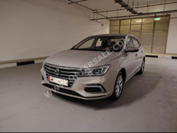 ام جي  5  2021  اوتوماتيك  57,000 كم  4 سلندر  سحب امامي  سيدان  بيج  تحت الضمان