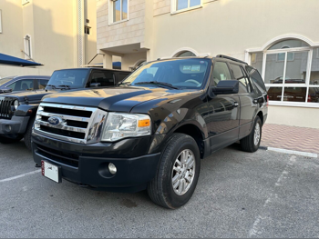 Ford  Expedition  Limited  2011  Automatic  126,000 Km  8 Cylinder  Four Wheel Drive (4WD)  SUV  Black Matte