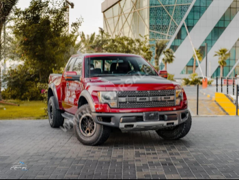 Ford  Raptor  SVT  2014  Automatic  176,000 Km  8 Cylinder  Four Wheel Drive (4WD)  Pick Up  Red