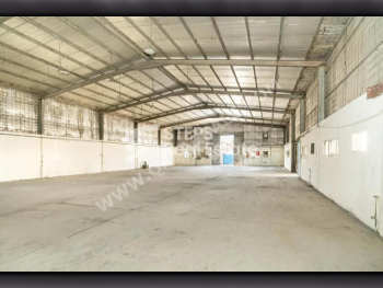 مخازن و مستودعات - الريان  - المنطقة الصناعية  -المساحة: 1760 متر مربع