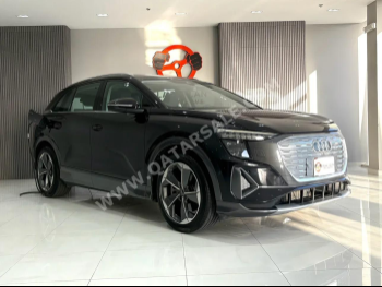 اودي  ايه -ترون  اس-لاين  2022  اوتوماتيك  79,000 كم  0 سلندر  دفع خلفي  اس يو في  رمادي  تحت الضمان