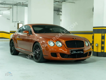 بنتلي  كونتيننتل  جي تي  2009  اوتوماتيك  121,000 كم  12 سلندر  دفع كلي مستمر  كوبيه \ سبورت  برونزي