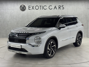 ميتسوبيشي  أوت لاندر  لمتد ايدشن  2023  اوتوماتيك  20,800 كم  4 سلندر  دفع رباعي  اس يو في  أبيض  تحت الضمان