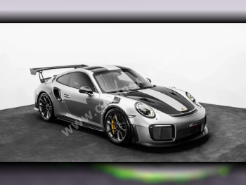 Porsche  911  GT2 RS  2019  Automatic  6,708 Km  6 Cylinder  Rear Wheel Drive (RWD)  Coupe / Sport  Black and Silver