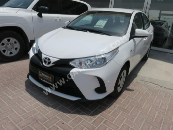 Toyota  Yaris  2022  Automatic  80,000 Km  4 Cylinder  Front Wheel Drive (FWD)  Sedan  White