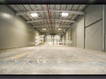 مخازن و مستودعات - أم صلال  - أم صلال علي  -المساحة: 2800 متر مربع