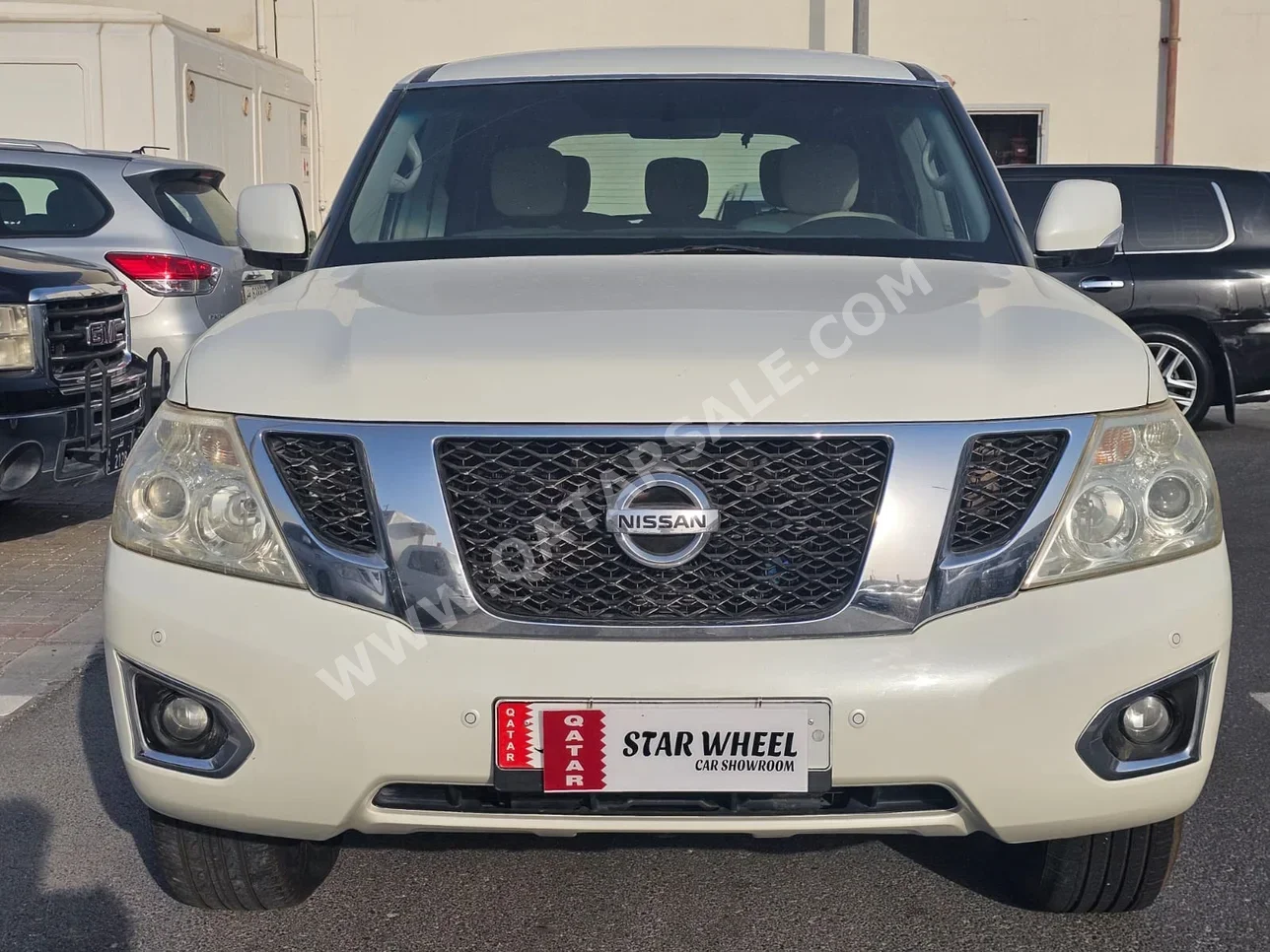 Nissan  Patrol  SE  2016  Automatic  140,000 Km  8 Cylinder  Four Wheel Drive (4WD)  SUV  White