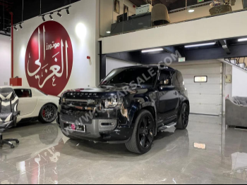 لاند روفر  ديفيندر  90  2023  اوتوماتيك  21,000 كم  8 سلندر  دفع رباعي  اس يو في  أسود  تحت الضمان