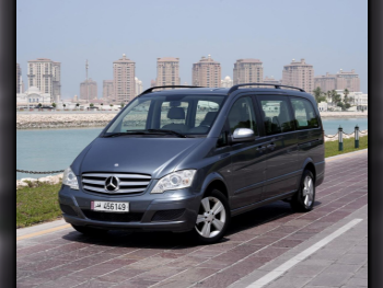 Mercedes-Benz  Viano  2013  Automatic  70,000 Km  6 Cylinder  Rear Wheel Drive (RWD)  Van / Bus  Gray
