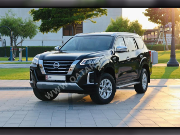 نيسان  اكستيرا  4 سلندر  إس يو في 2 في 4  أسود  2023