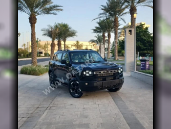 Jetour  T1  2025  Automatic  0 Km  4 Cylinder  Four Wheel Drive (4WD)  SUV  Black  With Warranty