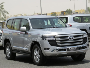 Toyota  Land Cruiser  GXR  2025  Automatic  3,000 Km  6 Cylinder  Four Wheel Drive (4WD)  SUV  Silver  With Warranty