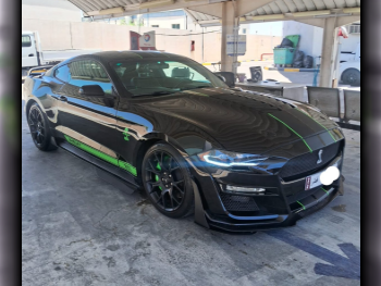 Ford  Mustang  Ecoboost  2019  Automatic  40,000 Km  4 Cylinder  Rear Wheel Drive (RWD)  Coupe / Sport  Black