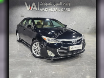 Toyota  Avalon  XLE  2013  Automatic  55,000 Km  6 Cylinder  Front Wheel Drive (FWD)  Sedan  Black