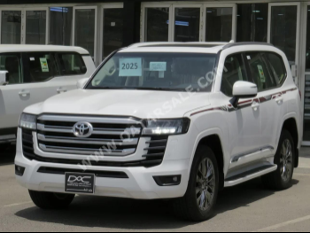 Toyota  Land Cruiser  GXR  2025  Automatic  500 Km  6 Cylinder  Four Wheel Drive (4WD)  SUV  White  With Warranty