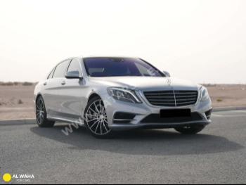 مرسيدس - بنز  اس - كلاس  400  2015  اوتوماتيك  92,000 كم  6 سلندر  دفع خلفي  سيدان  فضي