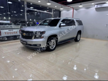Chevrolet  Suburban  2017  Automatic  160,000 Km  8 Cylinder  Four Wheel Drive (4WD)  SUV  Silver