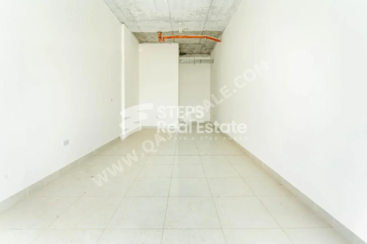 محلات تجارية - غير مفروشة  - الدوحة  - المطار القديم