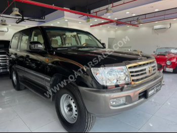 Toyota  Land Cruiser  VXR Limited  2006  Automatic  438,000 Km  8 Cylinder  Four Wheel Drive (4WD)  SUV  Black