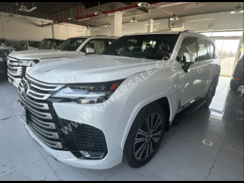 Lexus  LX  600 Luxury  2024  Automatic  0 Km  6 Cylinder  Four Wheel Drive (4WD)  SUV  White  With Warranty