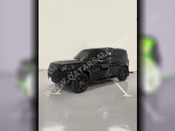 لاند روفر  ديفيندر  110 اتش اس اي  2022  اوتوماتيك  67,000 كم  6 سلندر  دفع رباعي  اس يو في  أسود  تحت الضمان