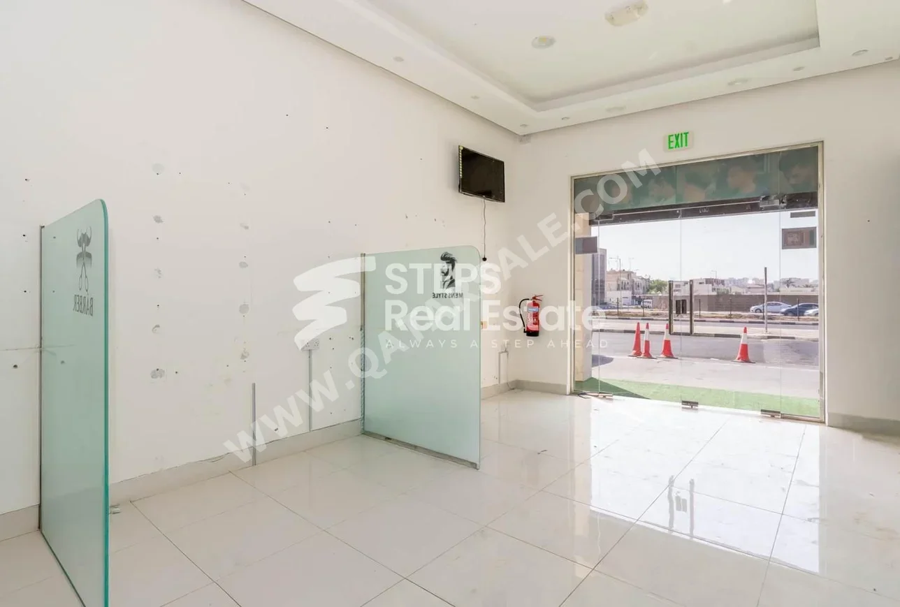 محلات تجارية - غير مفروشة  - الدوحة  - المطار القديم