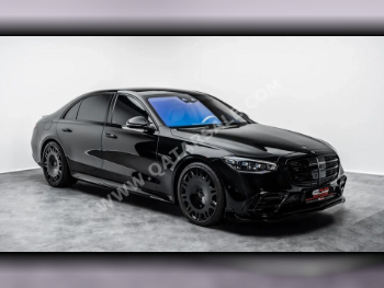 مرسيدس - بنز  اس - كلاس  580 برابوس  2022  اوتوماتيك  7,840 كم  8 سلندر  دفع خلفي  سيدان  أسود