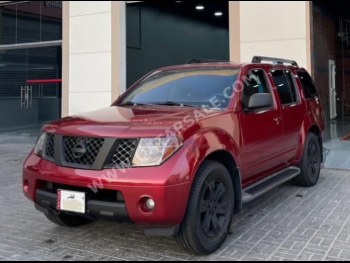 نيسان  باثفايندر  ال اي  2007  اوتوماتيك  213,000 كم  6 سلندر  دفع رباعي  اس يو في  أحمر غامق