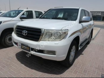 Toyota  Land Cruiser  GXR  2009  Automatic  497,000 Km  8 Cylinder  Four Wheel Drive (4WD)  SUV  White