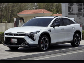 Bestune  B70  S  2023  Automatic  17,000 Km  4 Cylinder  All Wheel Drive (AWD)  SUV  White  With Warranty