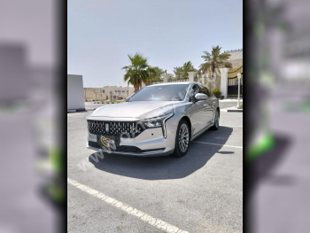 بيستون  بي70  2023  اوتوماتيك  26,000 كم  4 سلندر  سحب امامي  سيدان  أبيض