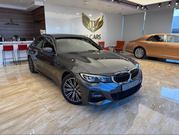 بي ام دبليو  الفئة - الثالثة  320i  2021  اوتوماتيك  34,000 كم  4 سلندر  سحب امامي  سيدان  رمادي