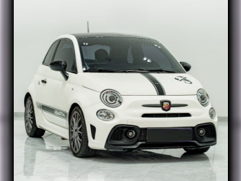 Fiat  695  Abarth  2023  Automatic  9,000 Km  4 Cylinder  Front Wheel Drive (FWD)  Hatchback  White  With Warranty