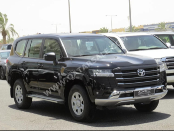 تويوتا  لاند كروزر  جي اكس  2025  اوتوماتيك  0 كم  6 سلندر  دفع رباعي  اس يو في  أسود  تحت الضمان