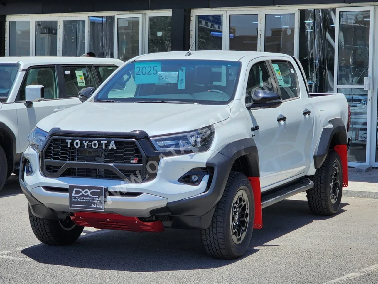 تويوتا  هاي لوكس  جي ار سبورت  2025  اوتوماتيك  0 كم  6 سلندر  دفع رباعي  بيكب  أبيض  تحت الضمان