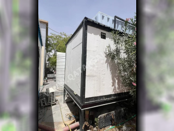 Porta Cabin With Kitchen & WC /  Parquet  Water Resistant  12 m2  4.2 m2  2.5 m2