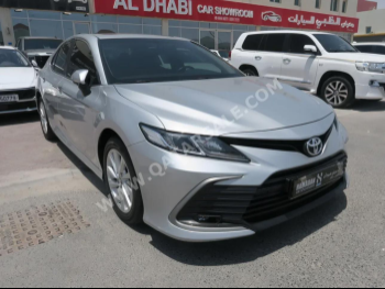 Toyota  Camry  GLE  2021  Automatic  88,000 Km  4 Cylinder  Front Wheel Drive (FWD)  Sedan  Silver