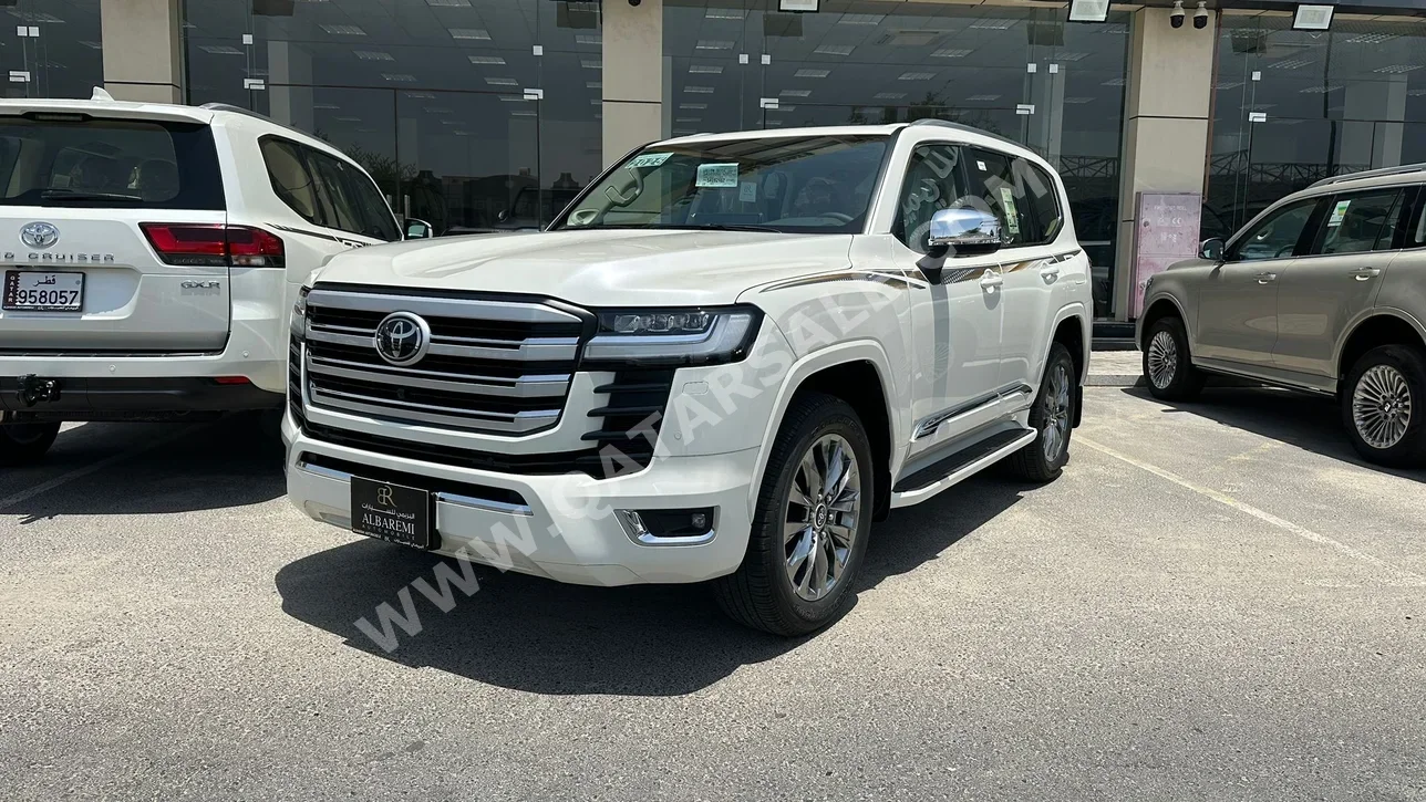 تويوتا  لاند كروزر  في اكس توين توربو  2025  اوتوماتيك  0 كم  6 سلندر  دفع رباعي  اس يو في  أبيض  تحت الضمان