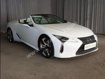 لكزس  ال سي  500  2023  اوتوماتيك  36,400 كم  8 سلندر  دفع كلي مستمر  كشف  أبيض  تحت الضمان