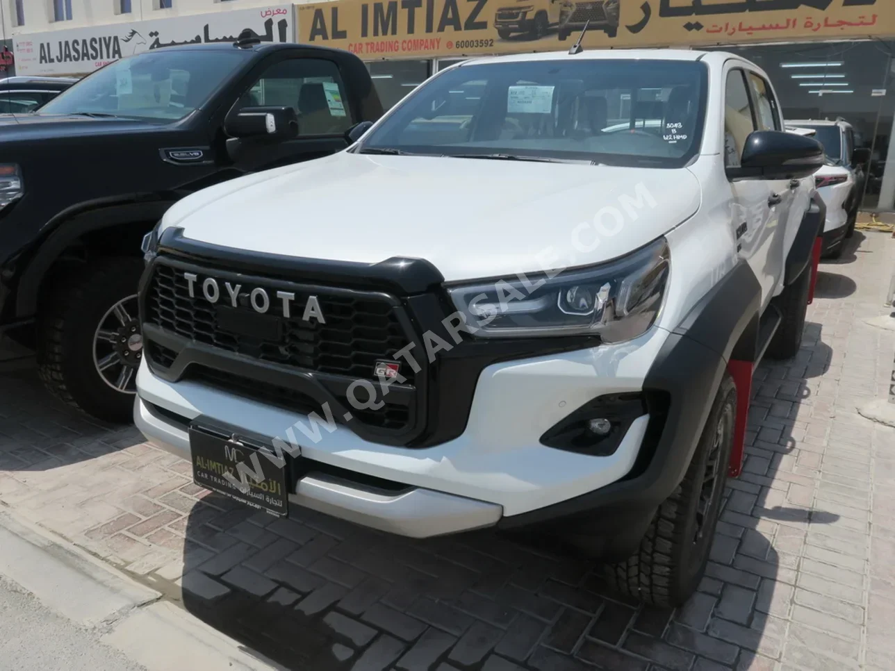 Toyota  Hilux  GR Sport  2024  Automatic  0 Km  6 Cylinder  Four Wheel Drive (4WD)  Pick Up  White  With Warranty